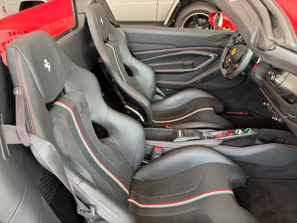 Ferrari F8