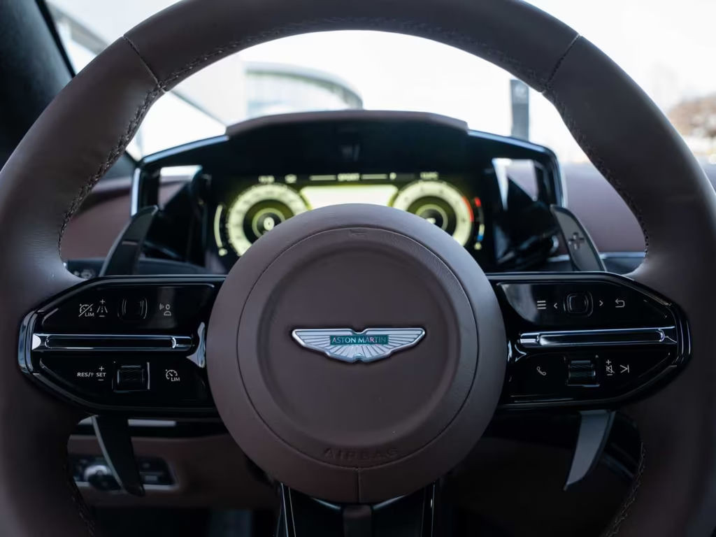 Aston Martin V8 Vantage