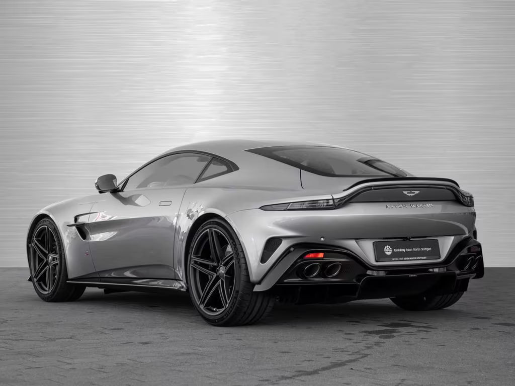Aston Martin V8 Vantage