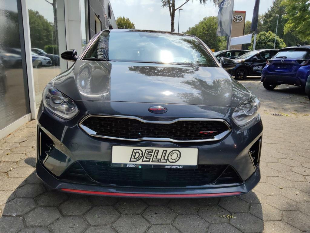 Kia ProCeed