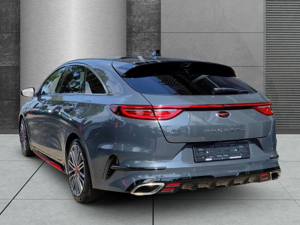 Kia ProCeed