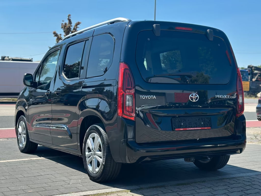 Toyota Proace (Verso)