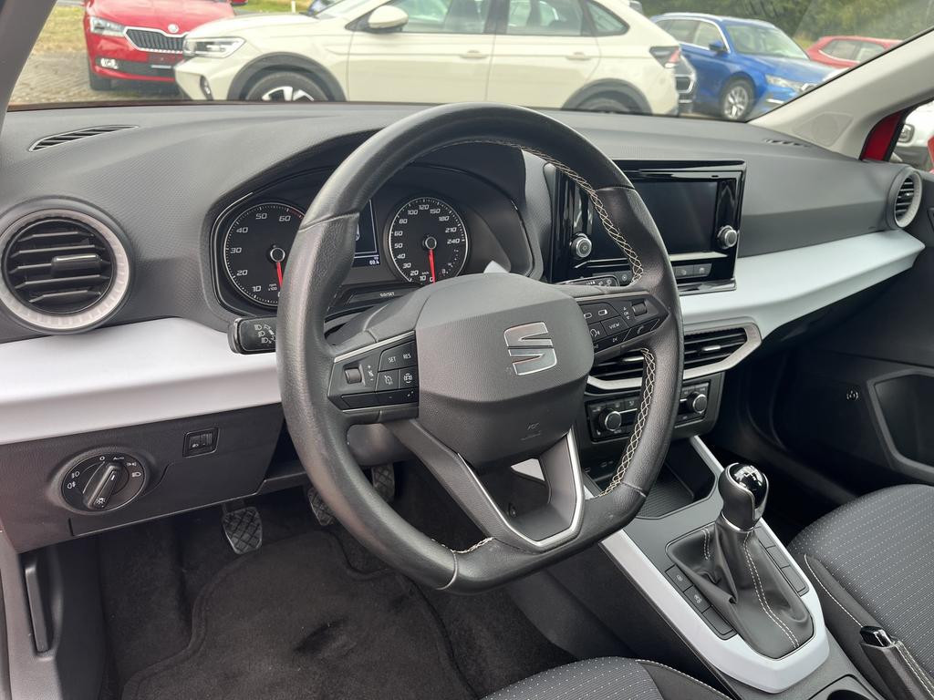 Seat Arona