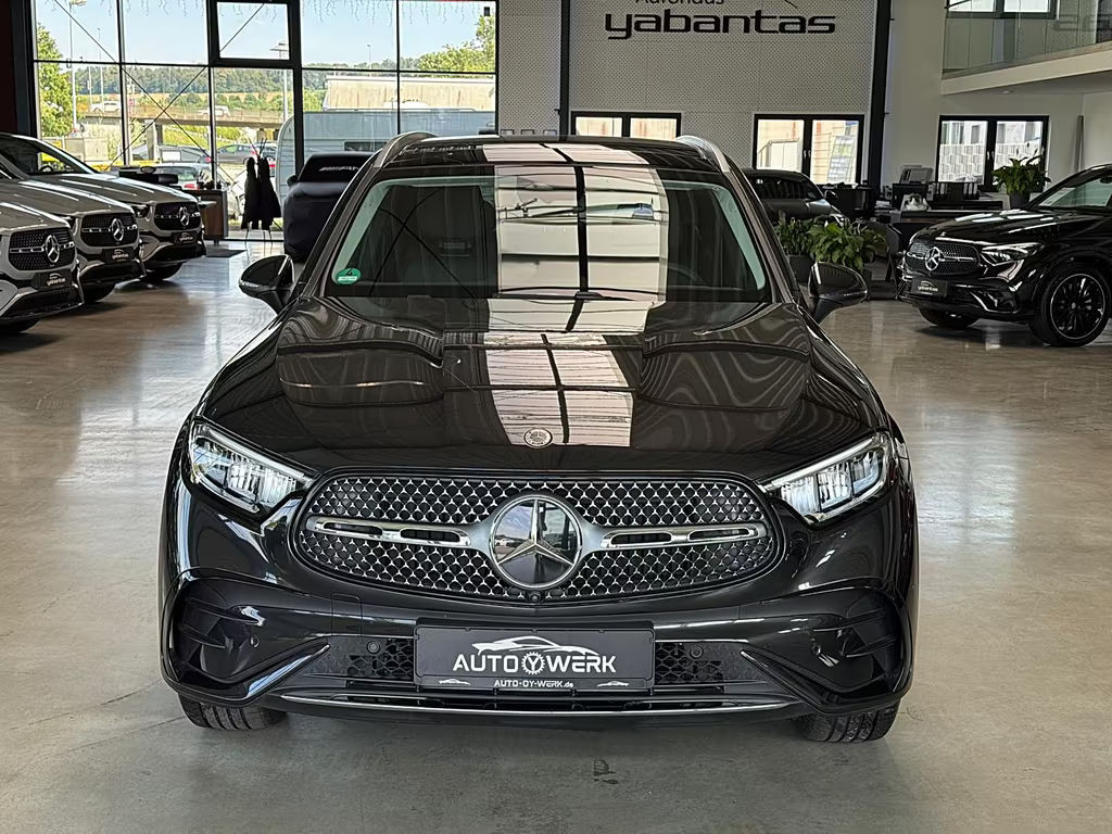 Mercedes-Benz GLC-Klasse GLC 300 AMG Line GLC 300 d