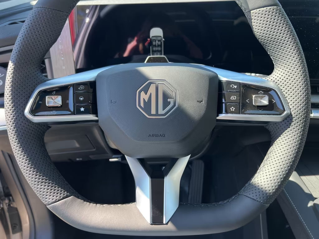 MG MGS9