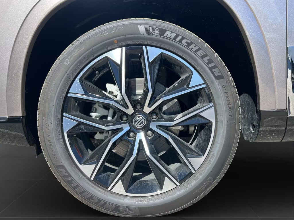 MG MGS9