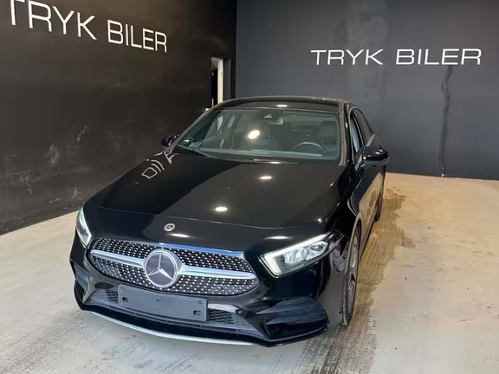 Mercedes-Benz A-Klasse A 200 AMG Line