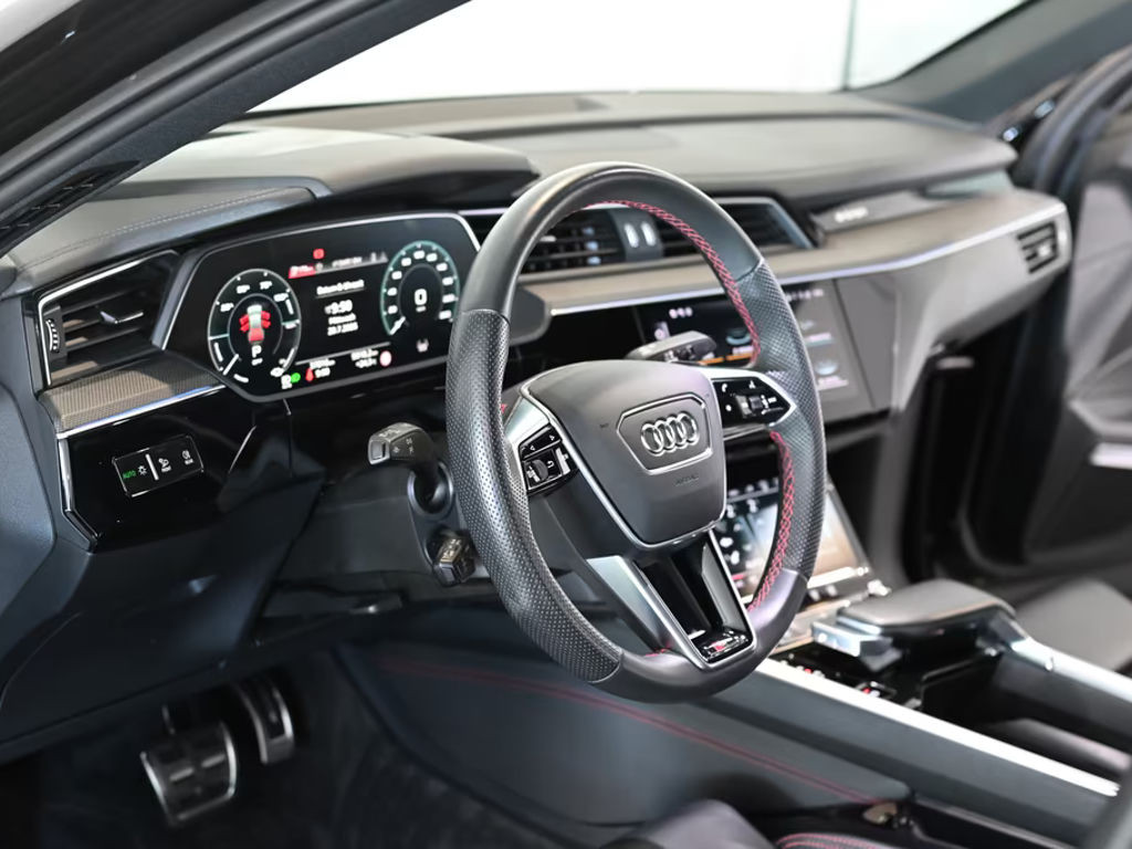 Audi Q8 e-tron