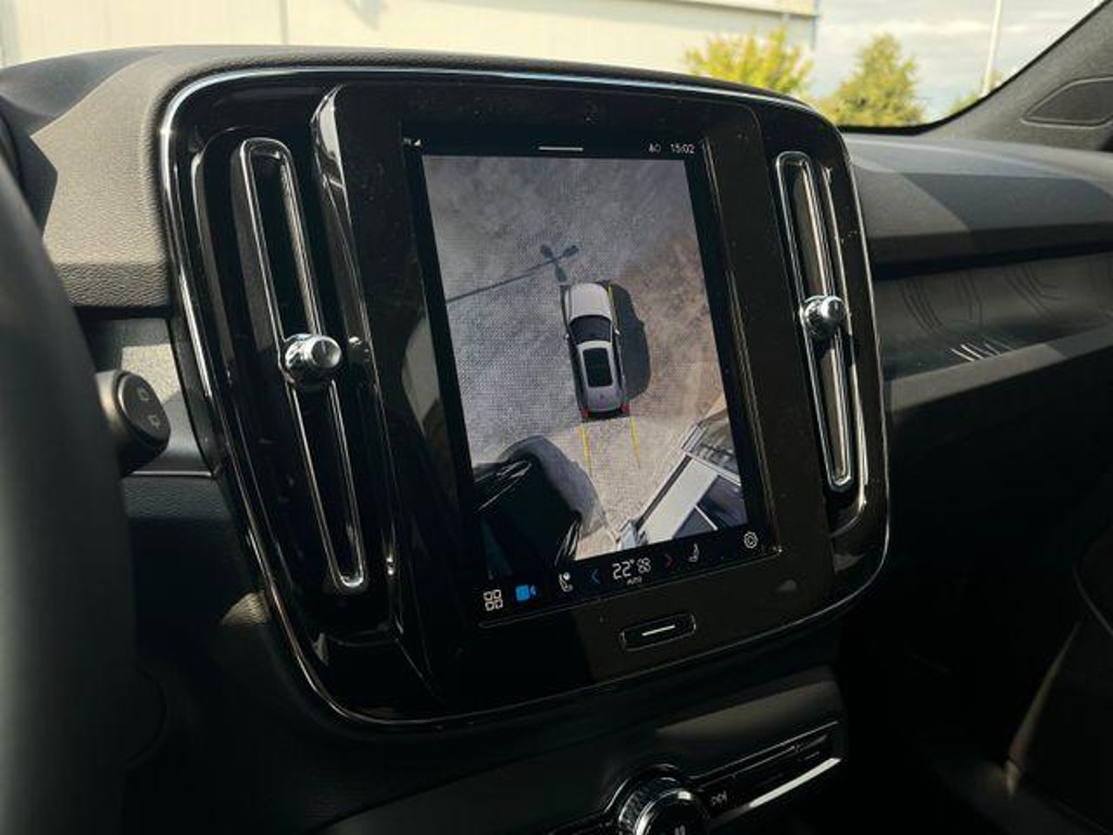 Volvo EX40