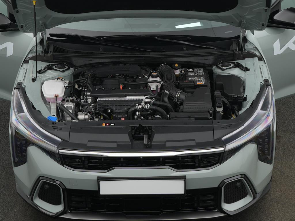 Kia K4