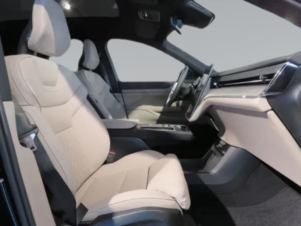 Volvo EX90