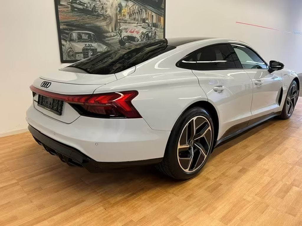 Audi e-tron GT