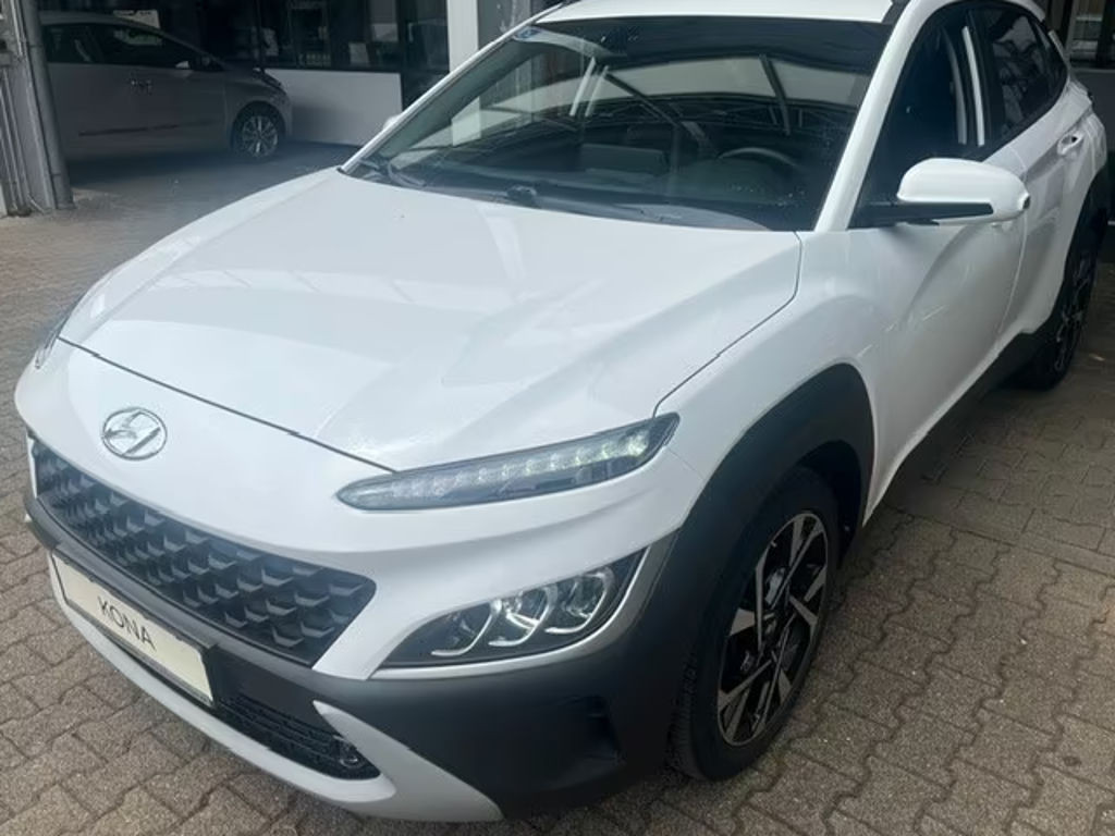 Hyundai Kona Pure 2WD