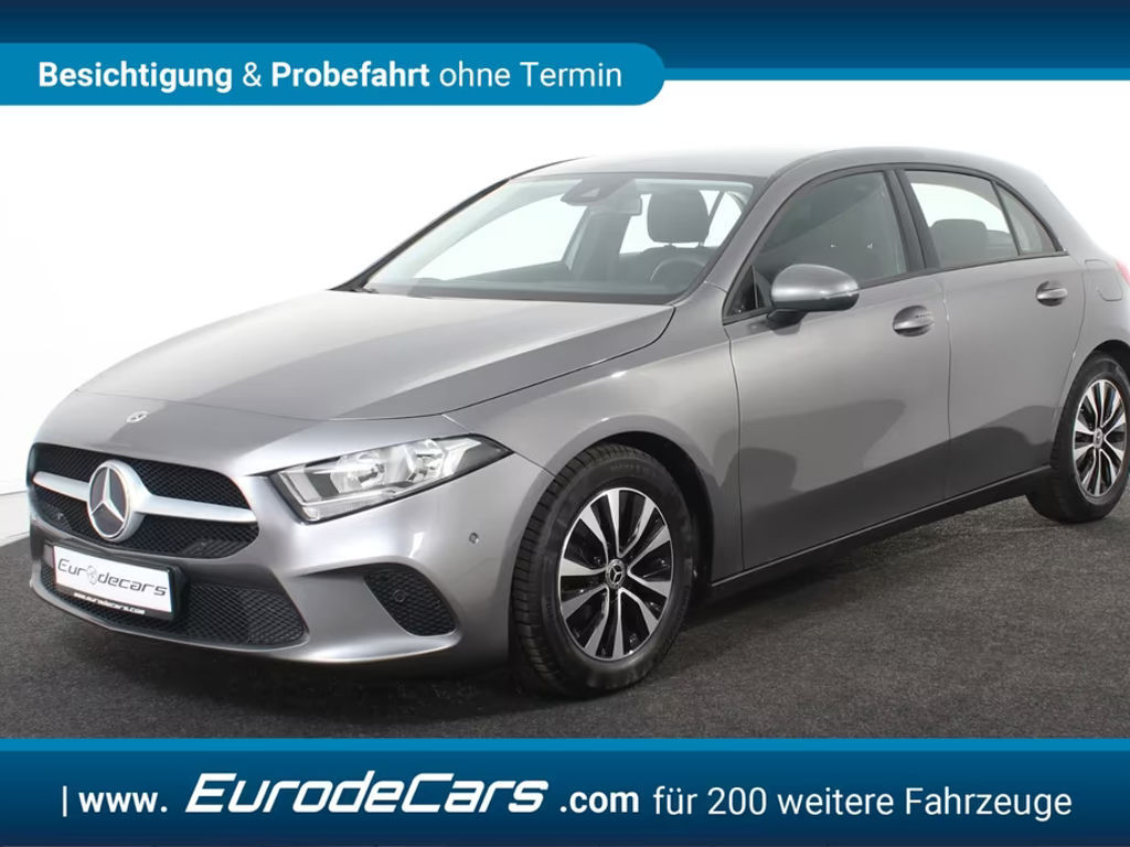 Mercedes-Benz A-Klasse A 180 *1.Hand*Widescreen*Navi*SHZ*Park ass.*