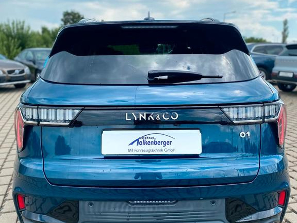 Lynk&Co 01