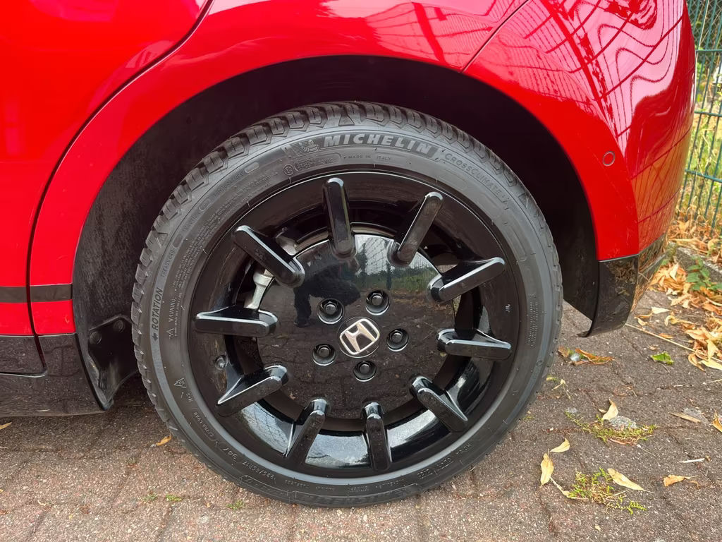 Honda e