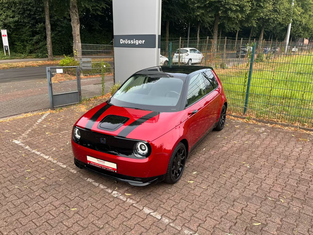 Honda e