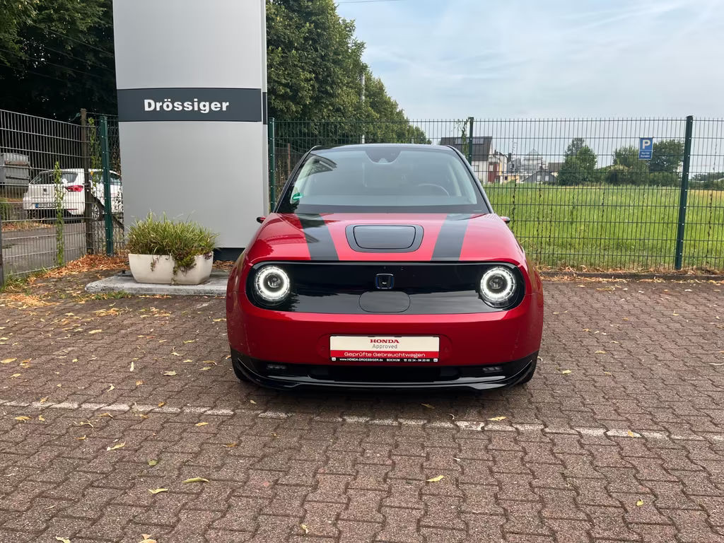 Honda e
