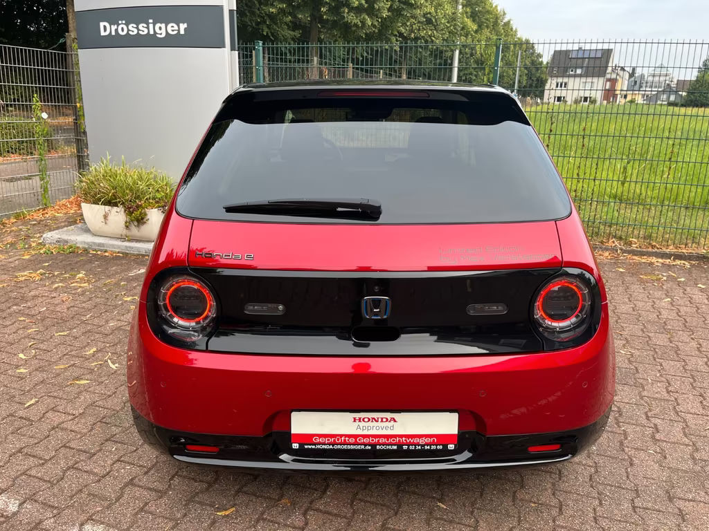 Honda e