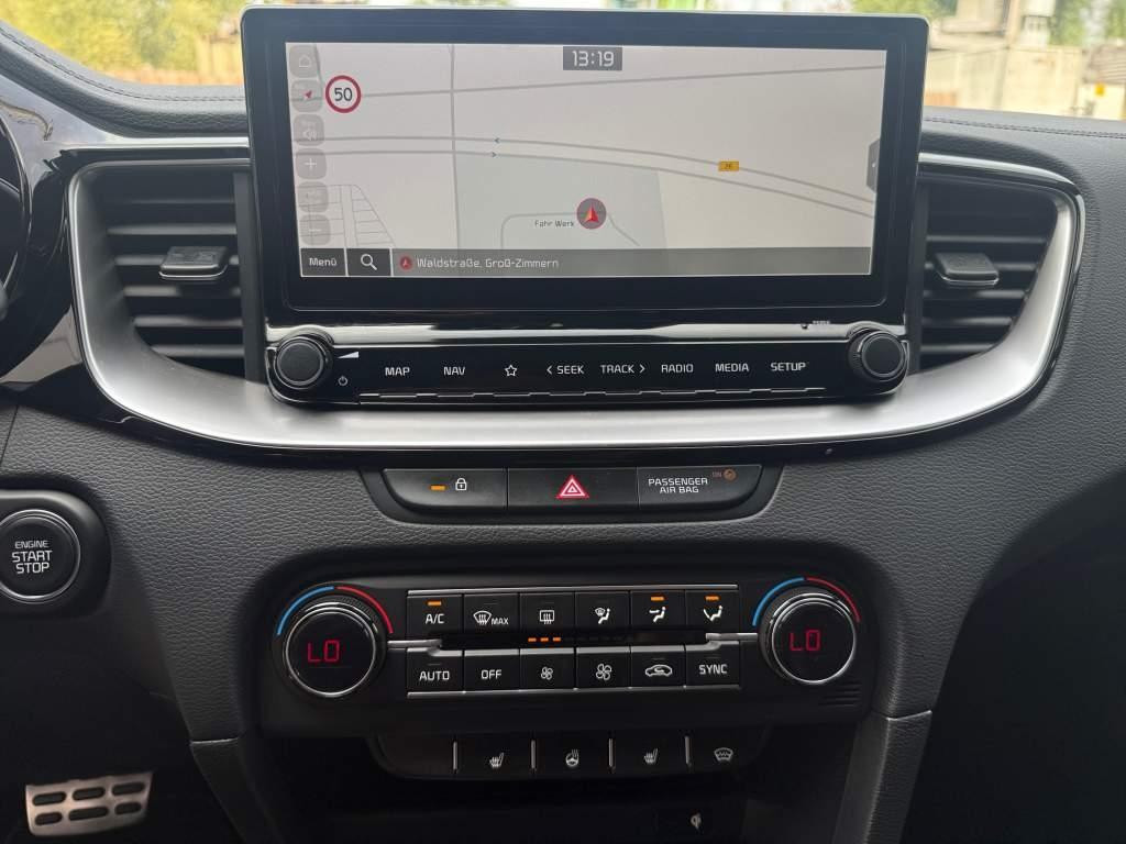 Kia ProCeed