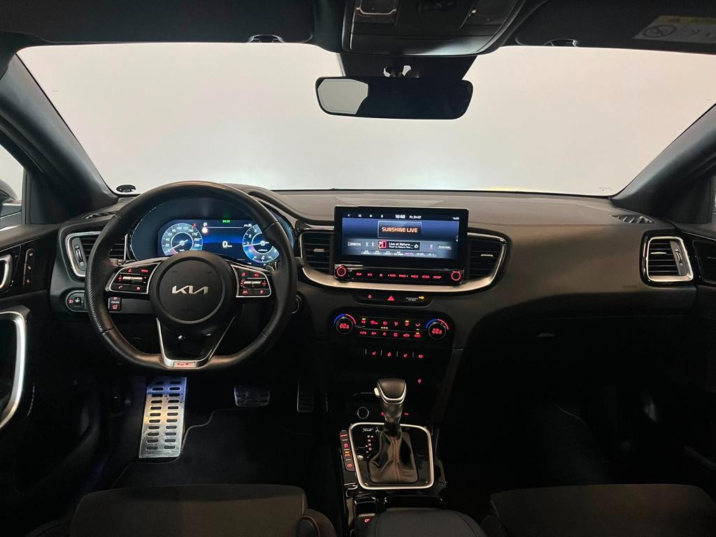 Kia ProCeed