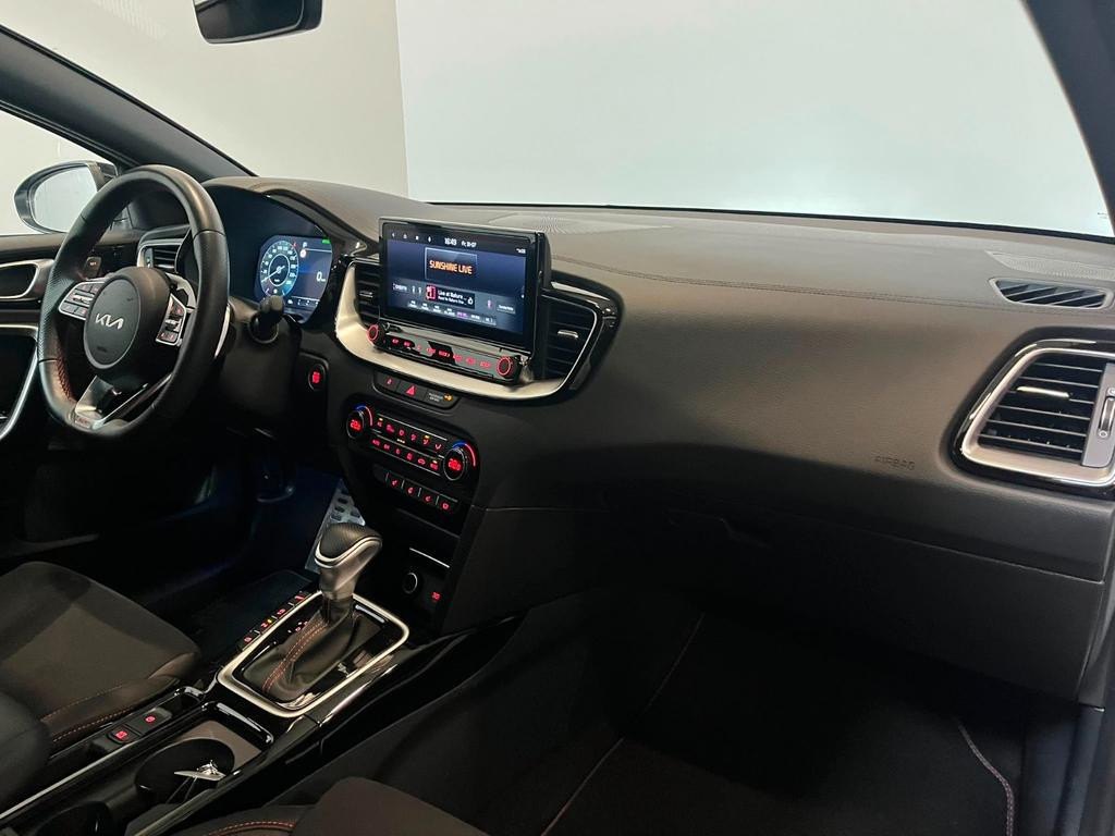Kia ProCeed