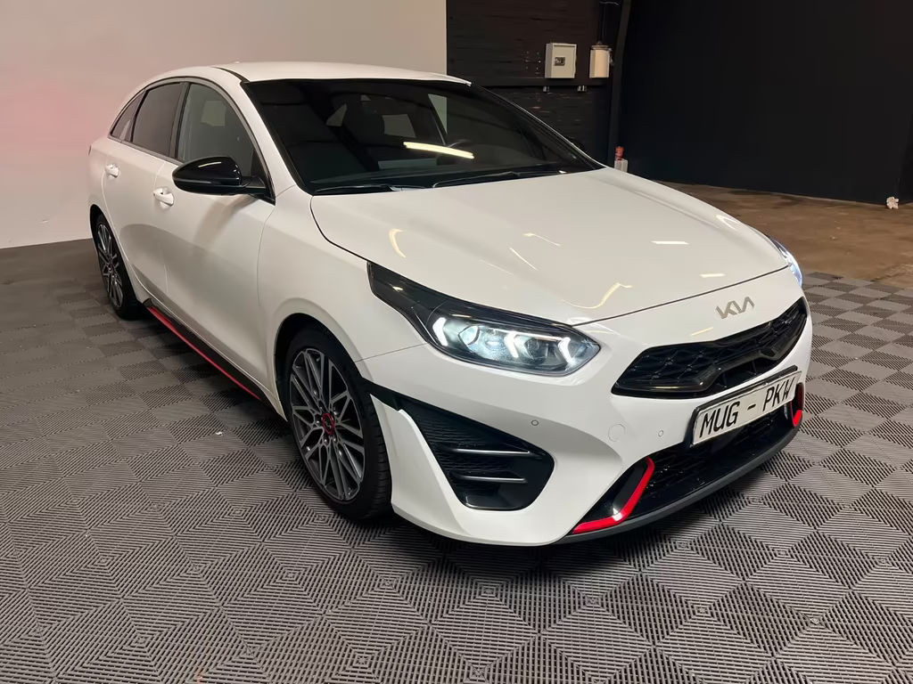 Kia ProCeed