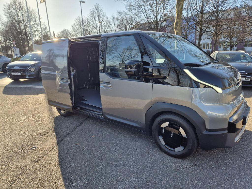 Kia PV5 Passenger