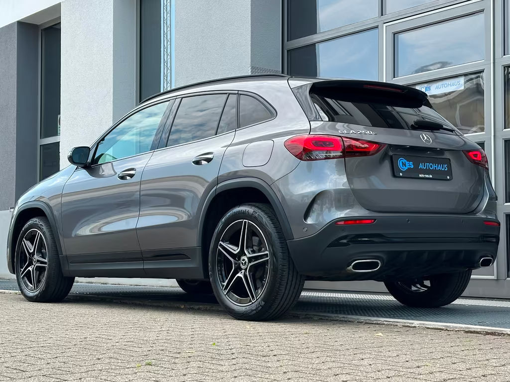Mercedes-Benz GLA-Klasse