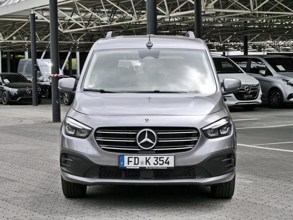 Mercedes-Benz T 180