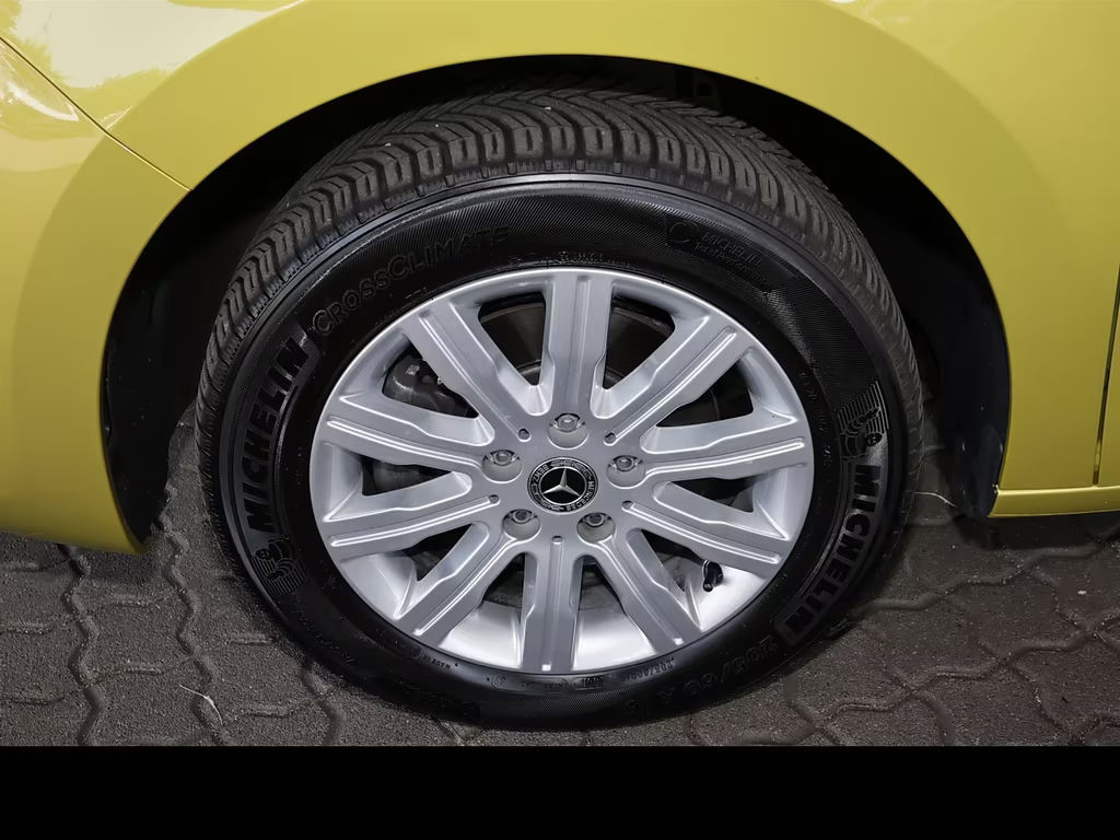 Mercedes-Benz T 180