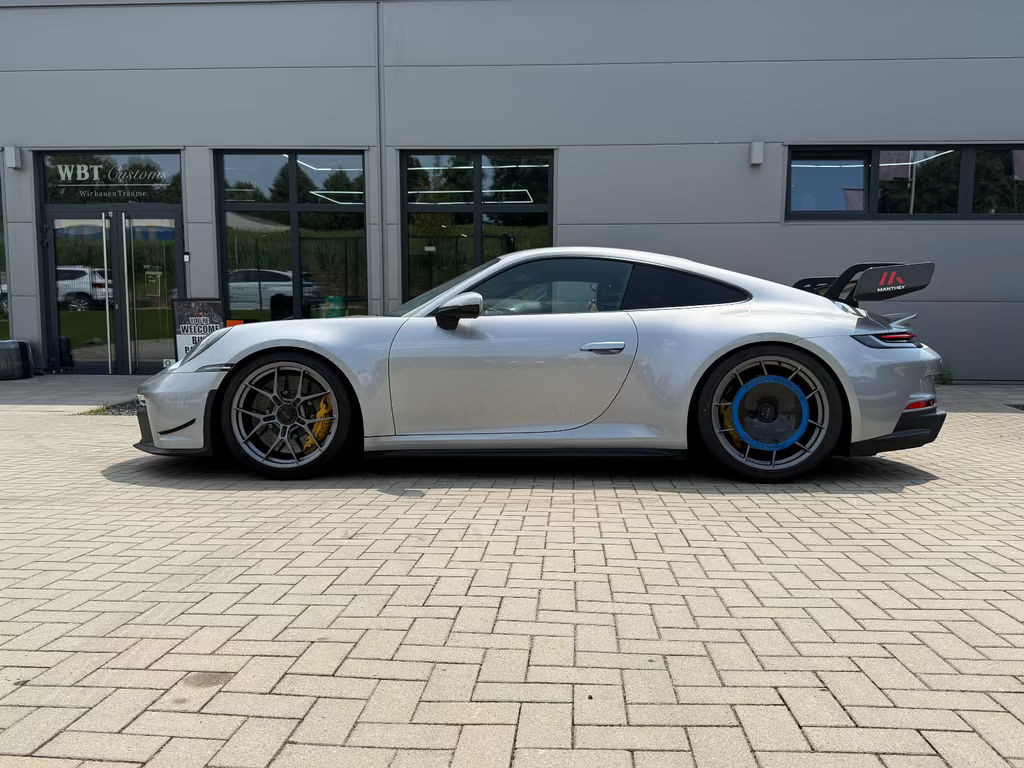 Porsche 911 GT3 992