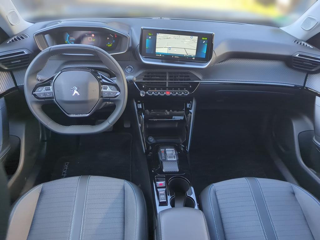 Peugeot e-2008
