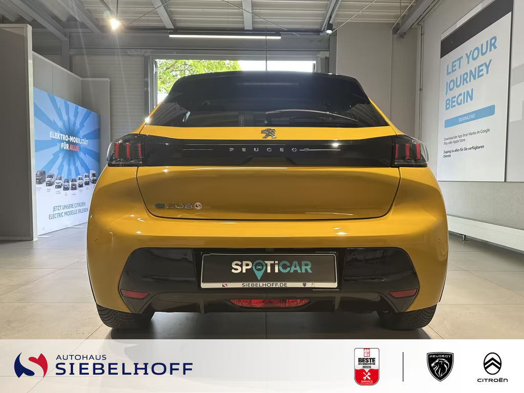 Peugeot e-208