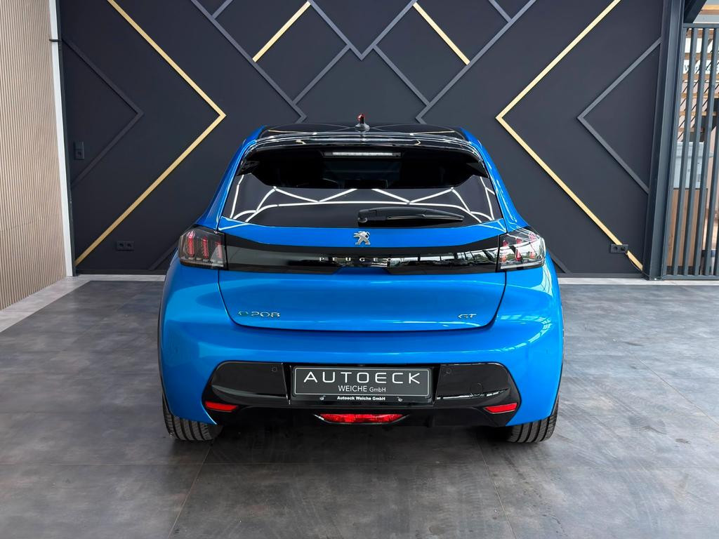 Peugeot e-208