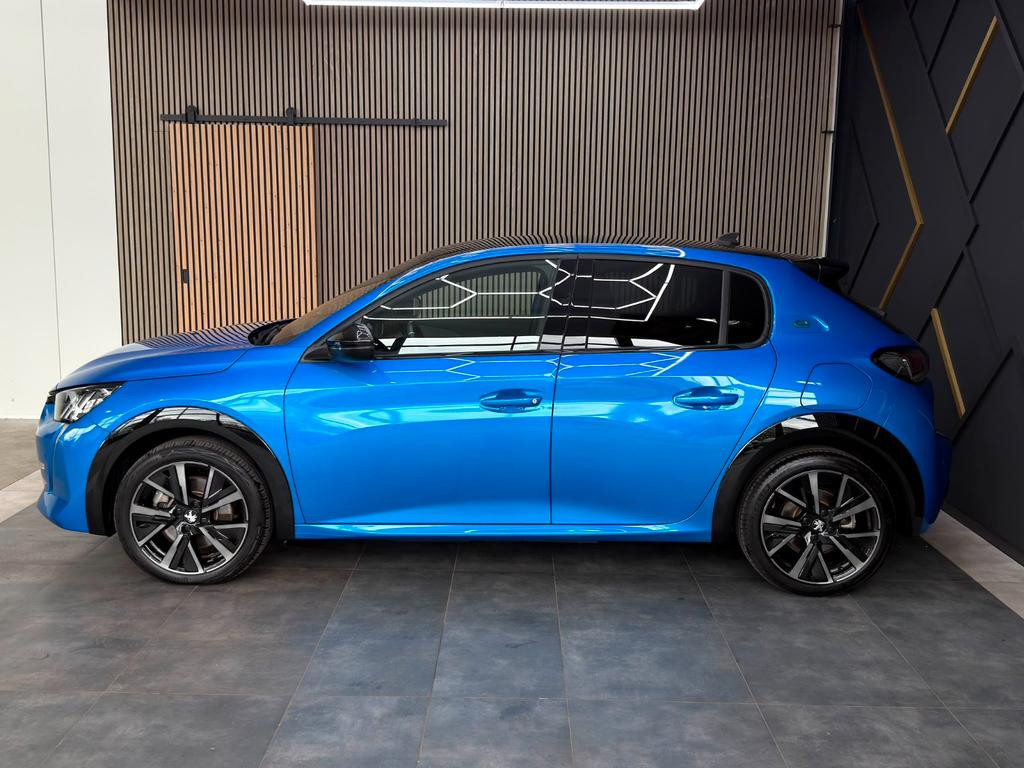 Peugeot e-208