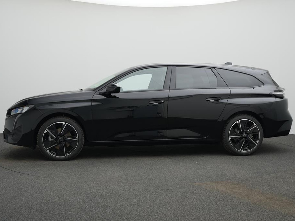 Peugeot e-308