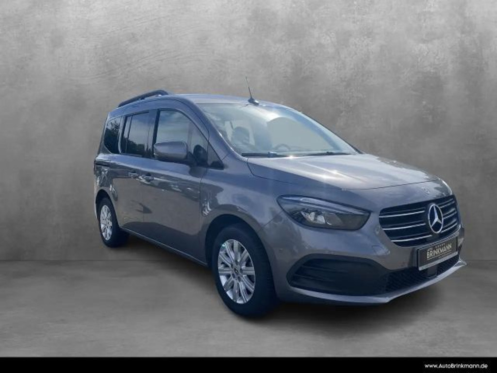 Mercedes-Benz T 180