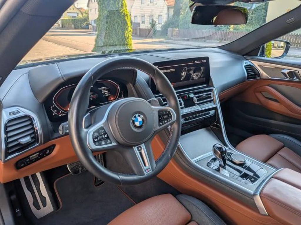 BMW M850