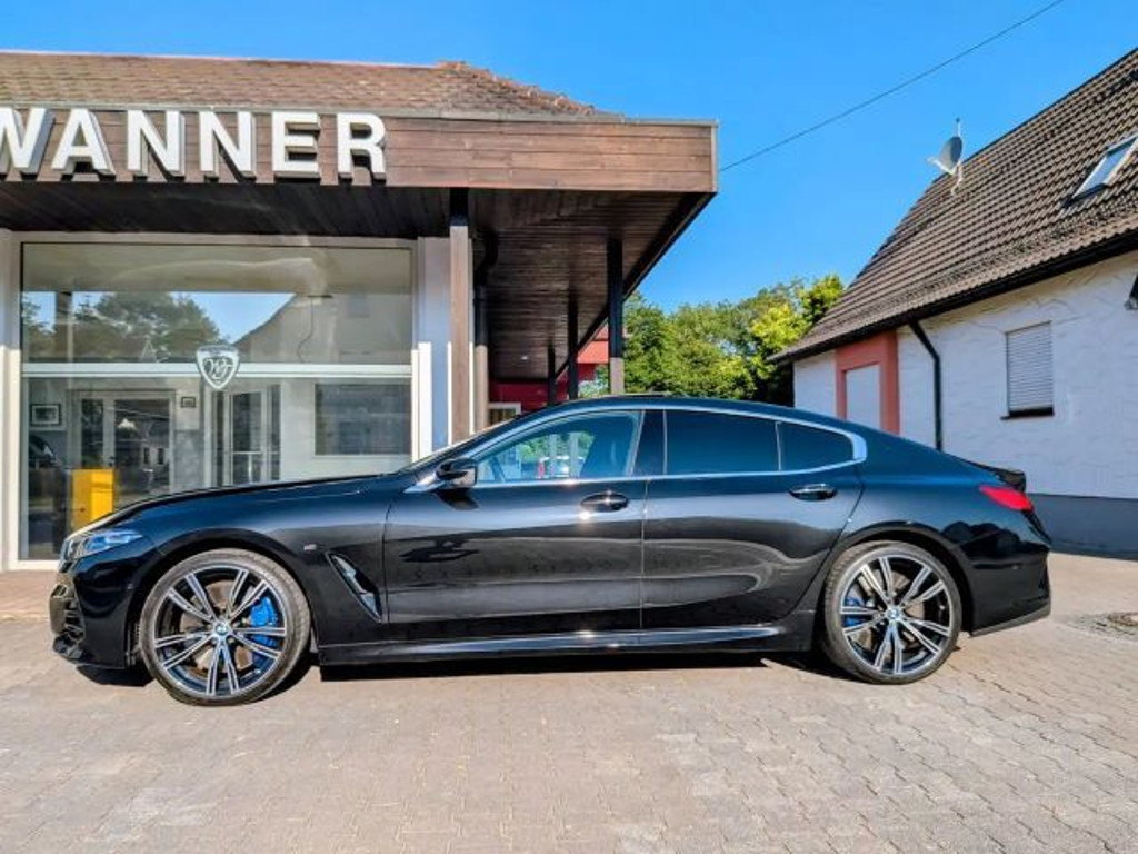 BMW M850