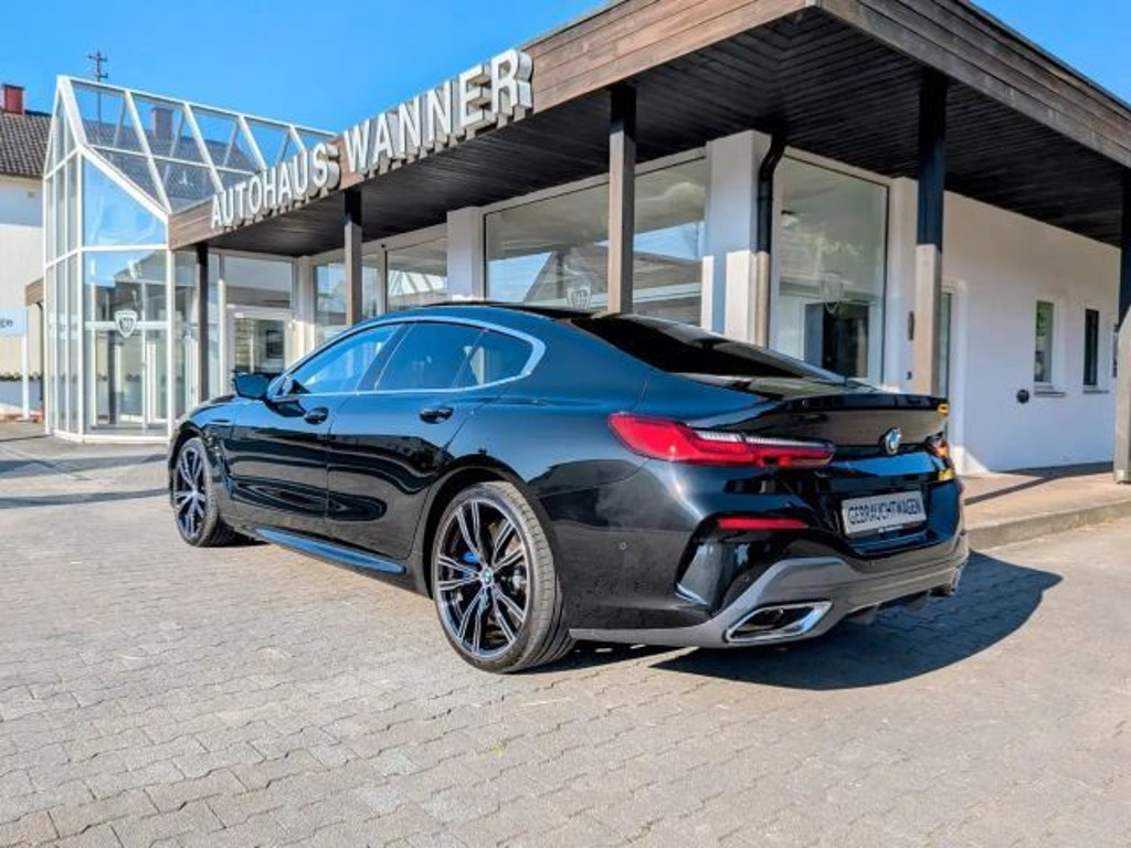 BMW M850