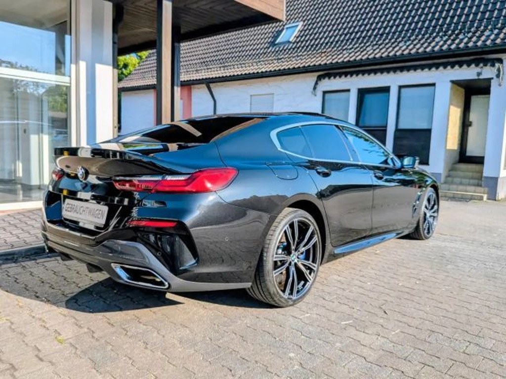BMW M850