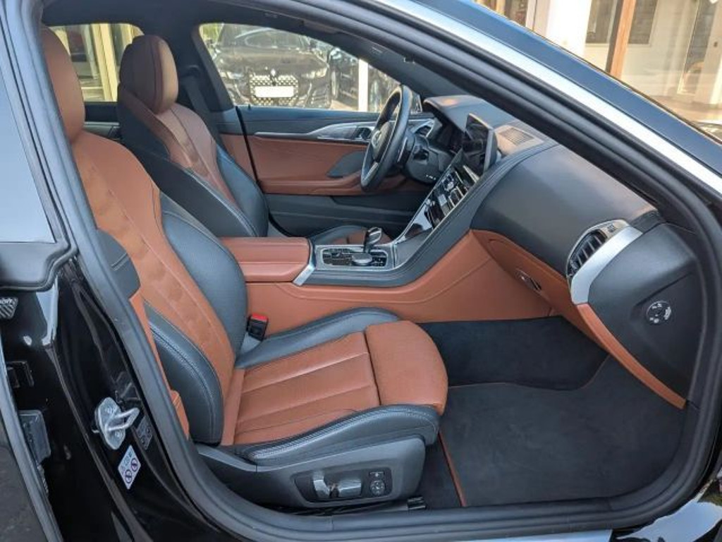 BMW M850