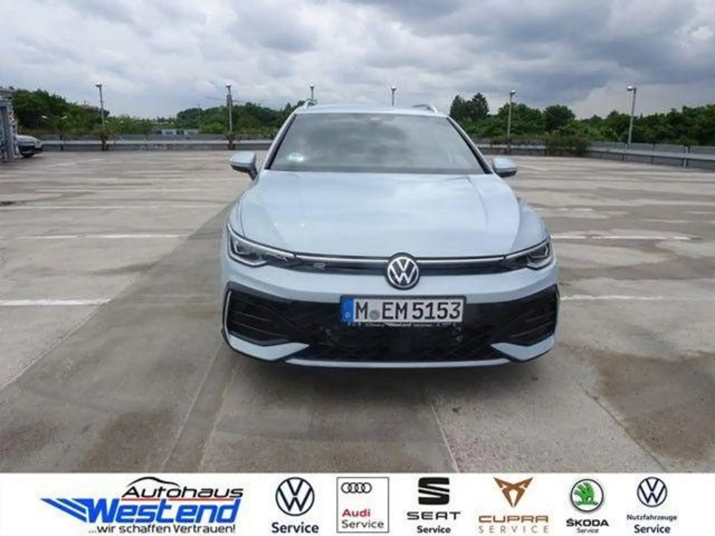 Volkswagen Golf DSG Variant R-Line