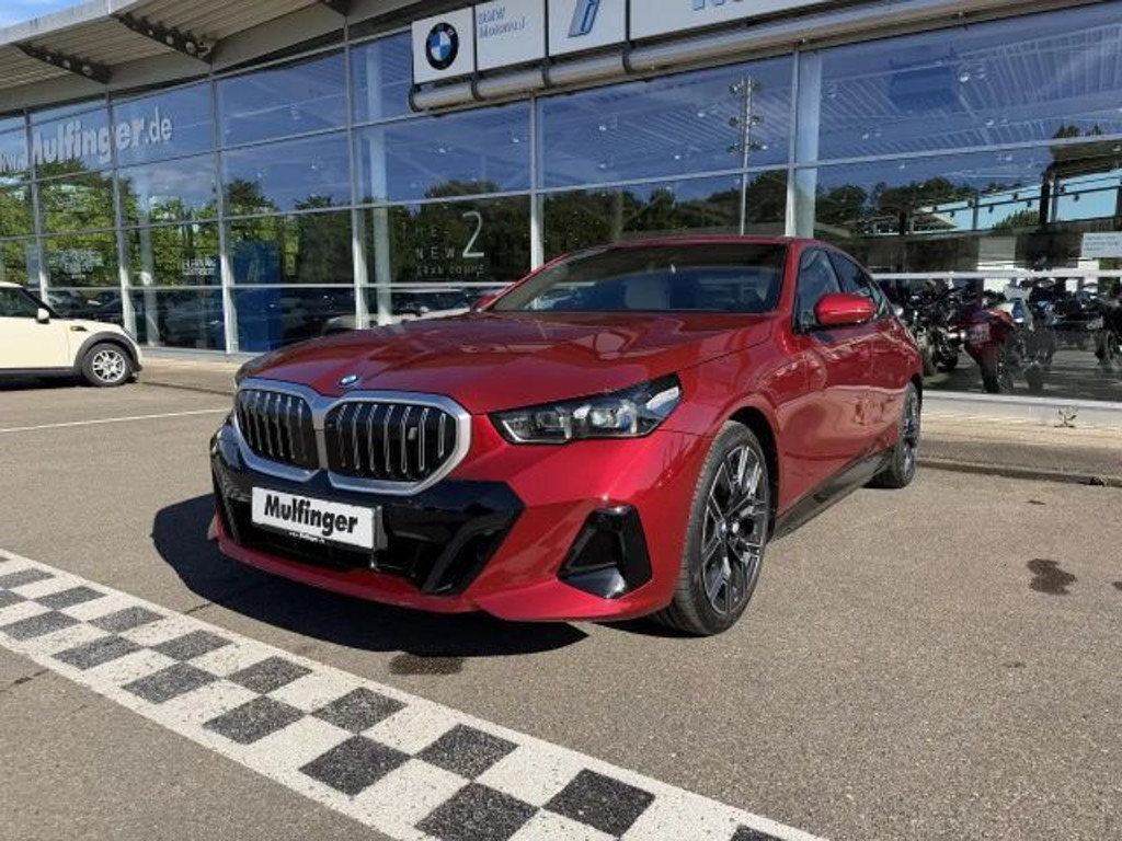 BMW i5