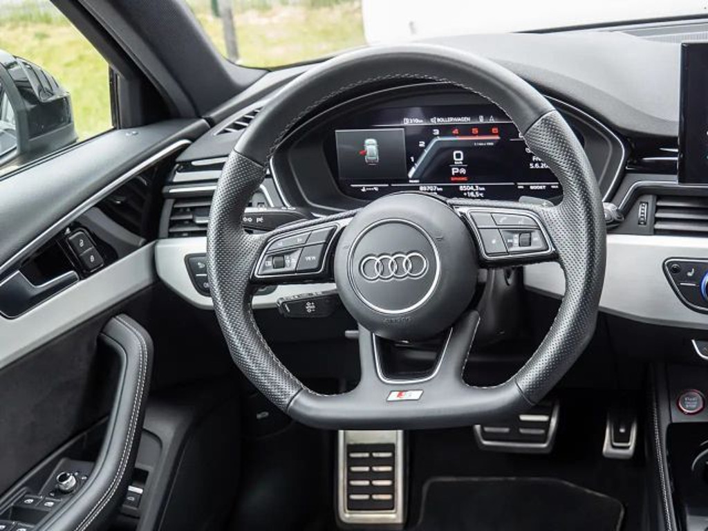 Audi S4