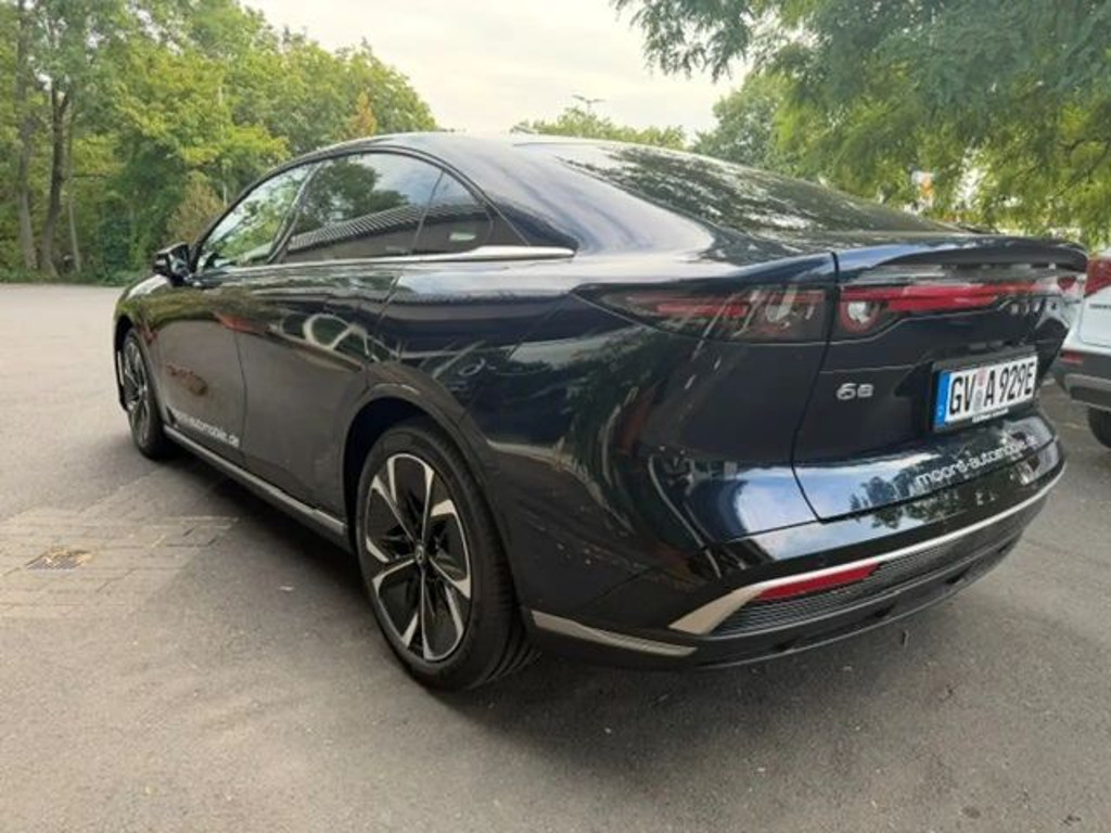 Mazda 6e