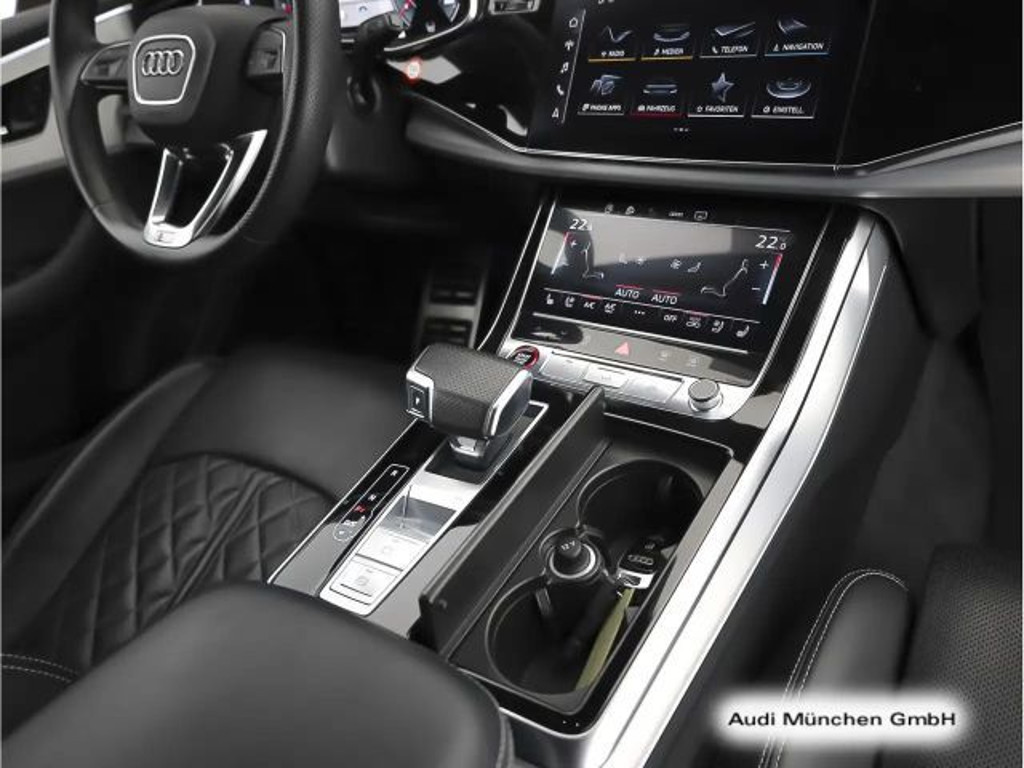 Audi SQ8