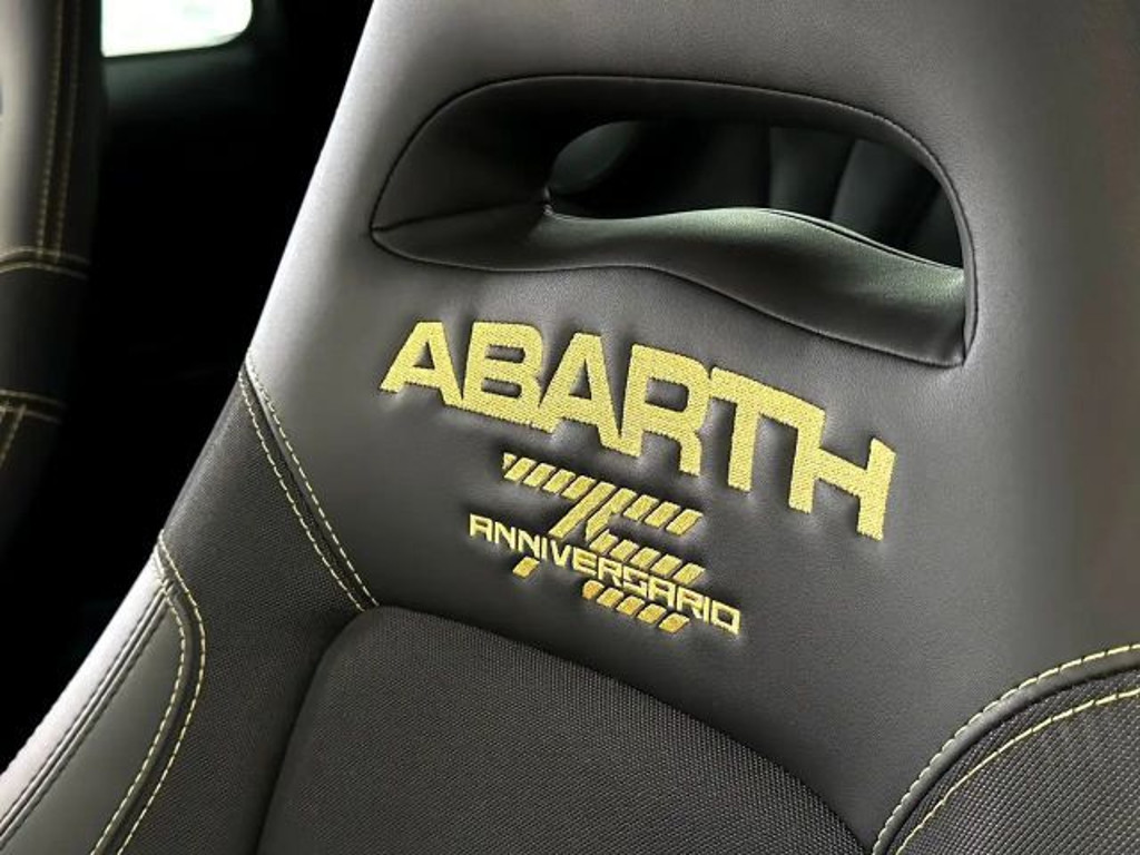 Abarth 695