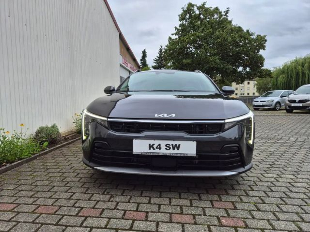 Kia K4